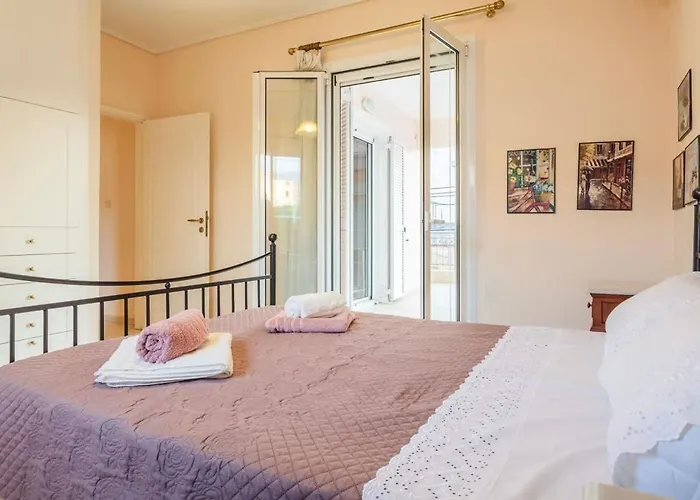 Spacious Urban Haven-Family Home, Perfect Location