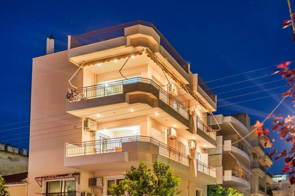 Spacious Urban Haven-family Home, Perfect Location Kalamata